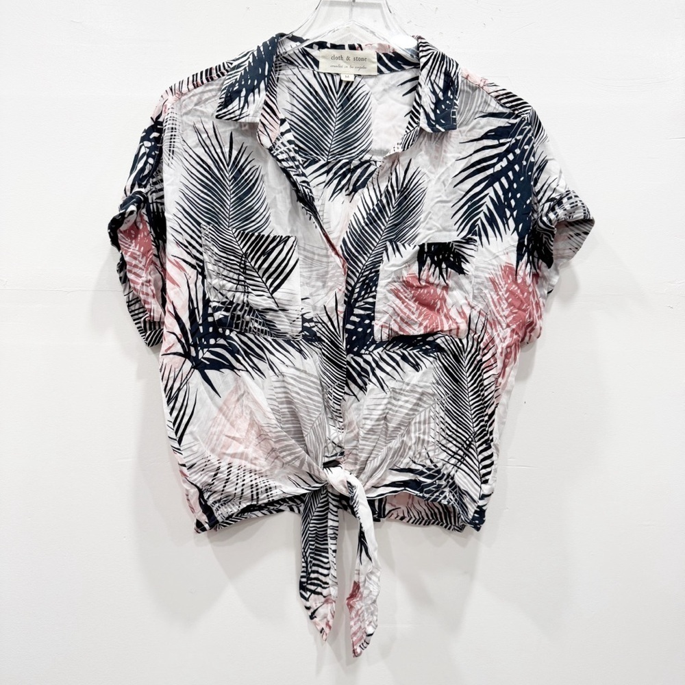Anthropologie Cloth & Stone Palm Print Crop Tie Front Button Down Shirt Medium